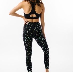 Zyia Active - new with tags Black Rhombus Mirage Luxe Hi-Rise 7/8 size 6-8